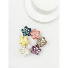 Load image into Gallery viewer, Mini Sparkling Flower Hair Claw Set