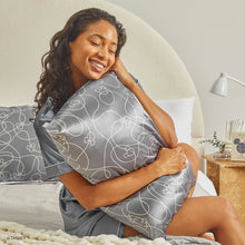 Load image into Gallery viewer, Kitsch &amp; Mickey and Minnie Satin Pillowcase Mickey Maze

