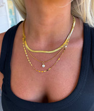 Load image into Gallery viewer, AMELIA NECKLACE
