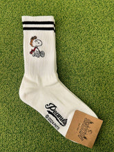 Load image into Gallery viewer, Peanuts Variety Snoopy 2Line Crew Ankle Socks
