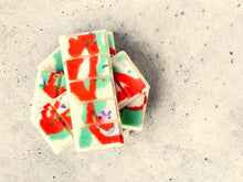 Load image into Gallery viewer, Natural Soy Wax Melts - Vegan Friendly, Paraben Free
