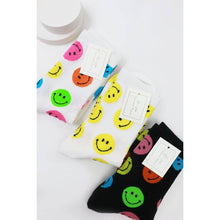 Load image into Gallery viewer, Daily Comfy Smiley Socks
