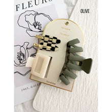 Load image into Gallery viewer, 3-Pack Hair Clip Set
