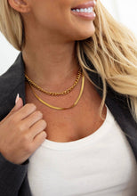 Load image into Gallery viewer, CHAIN + HERRINGBONE NECKLACE

