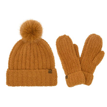Load image into Gallery viewer, Cozy Yarn C.C Hat and Mitten SET!
