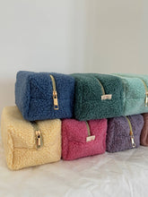 Load image into Gallery viewer, Teddy Bear Make Up Bag
