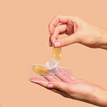 Load image into Gallery viewer, Candy Striped Anti-aging Undereye Masks - 2 in 1 Formula
