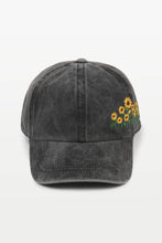 Load image into Gallery viewer, Sunflowers Side Embroidery Cotton Baseball Cap
