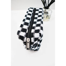 Load image into Gallery viewer, Checkered Knitted Cosmetic Bag
