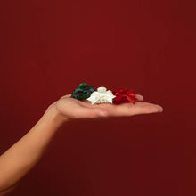Load image into Gallery viewer, Mini Claw Clips 6pc Set - Holiday
